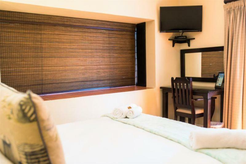The Tides Inn Bed And Breakfast Durban Exterior foto